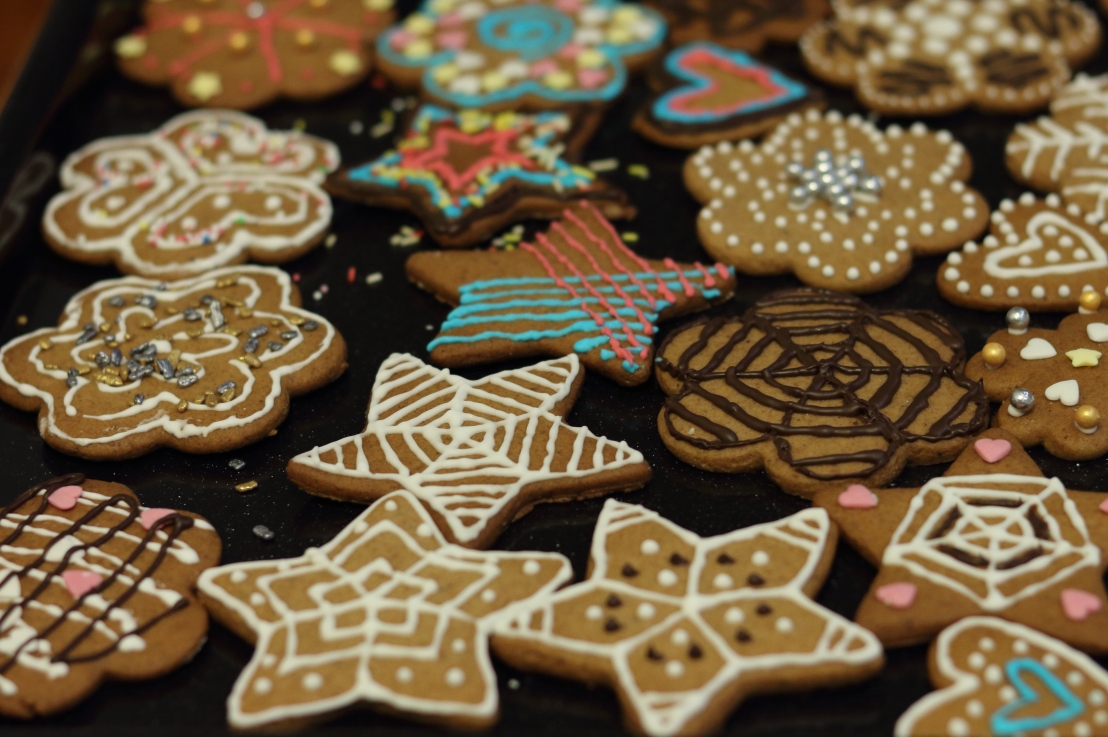 Gingerbread Spiced Disaster – How To Survive Festive Time