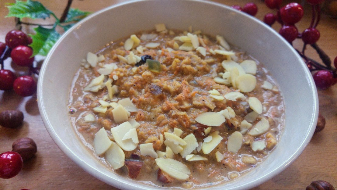 Festive gingerbread porridge in a bowl