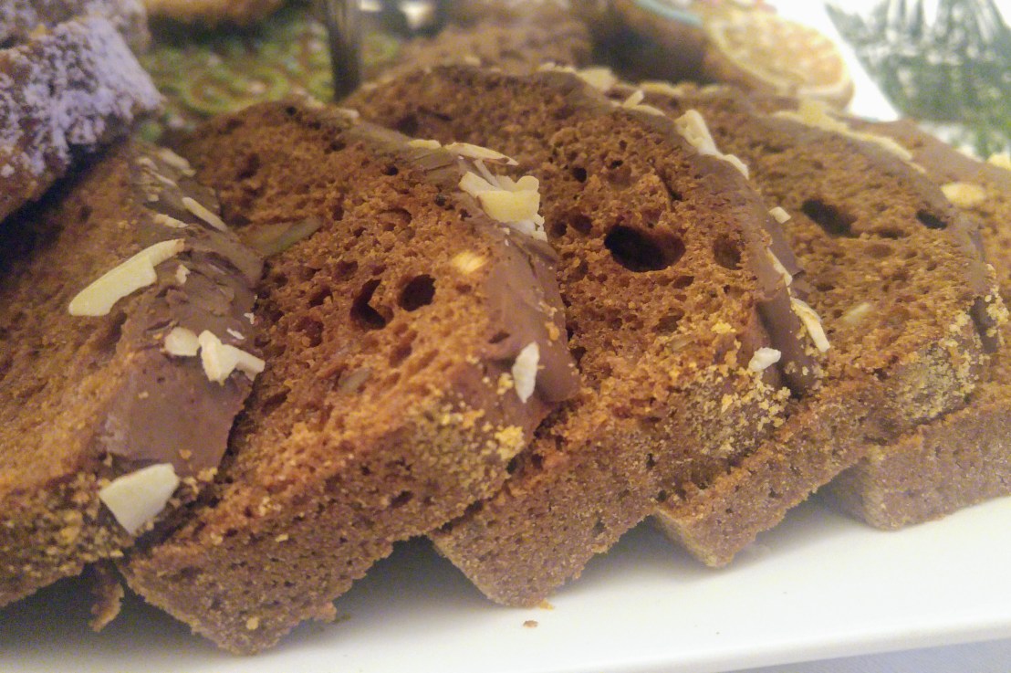 Gingerbread Loaf Cake