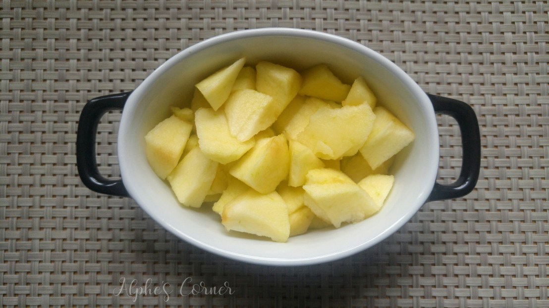 Apple crumble for one - chopped up apples
