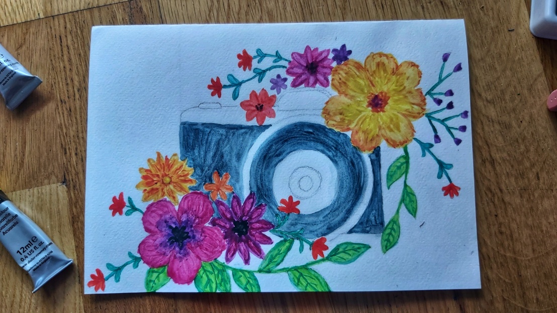 Watercolour card - camera with flowers - step 3