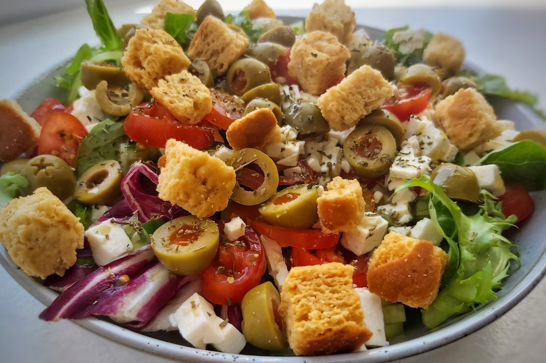 Greek Style Salad – Feta,&nbsp;Croutons
