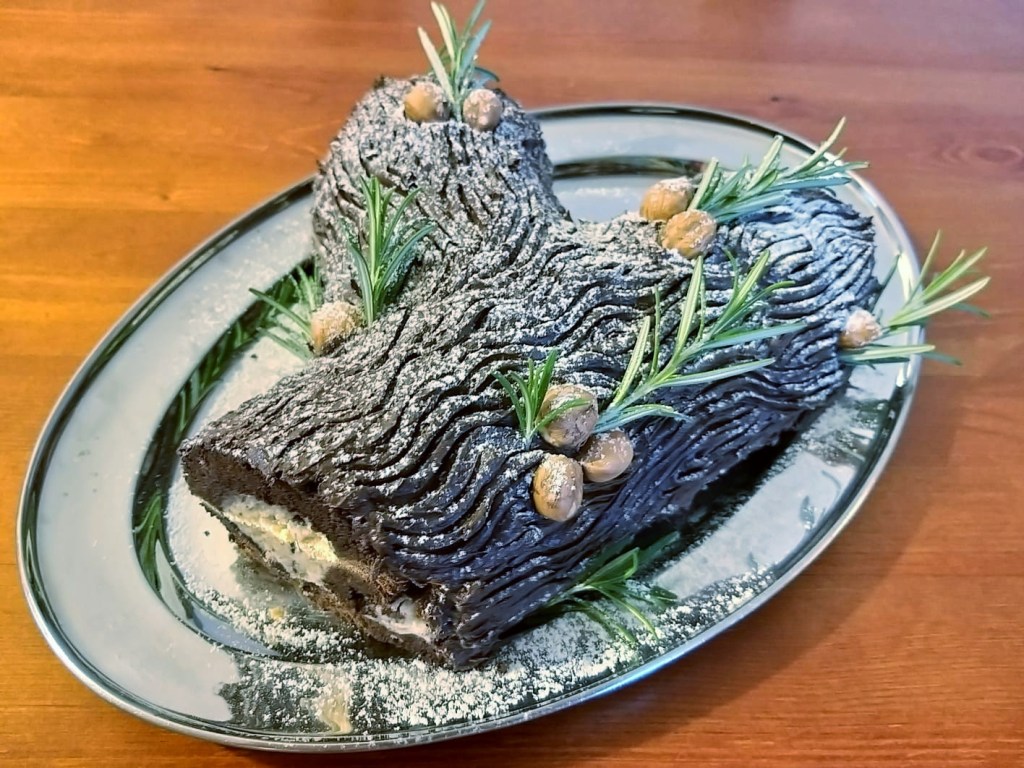 Hazelnut Yule Log Cake