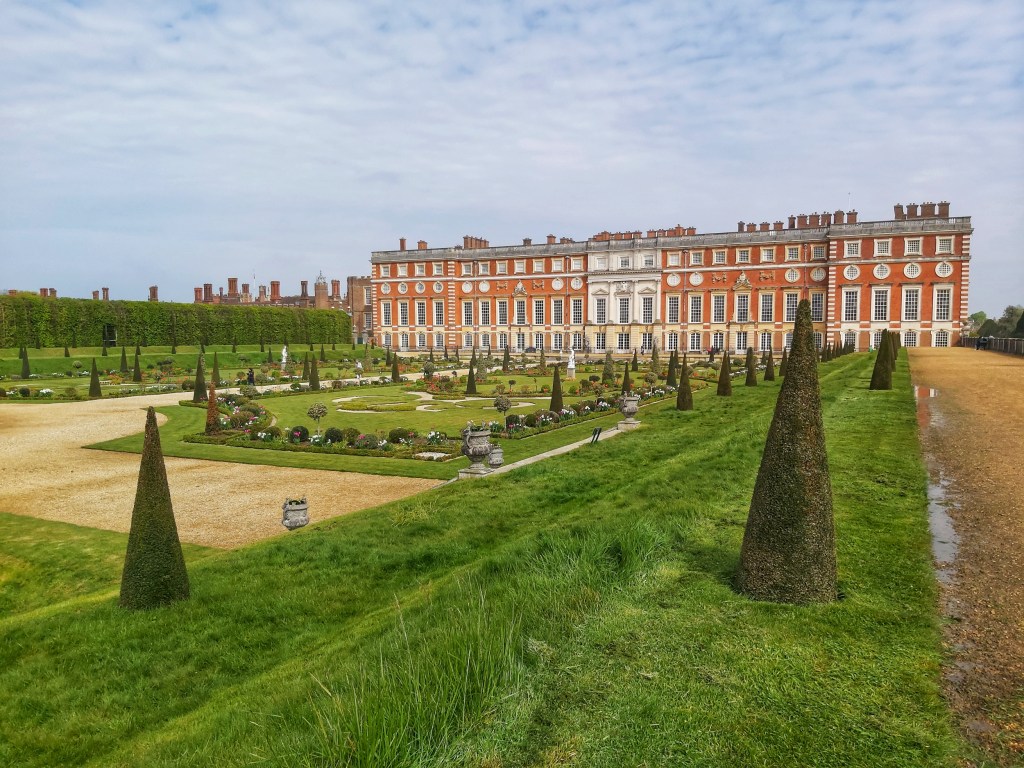 Privy garden in Hampton Court Palace.