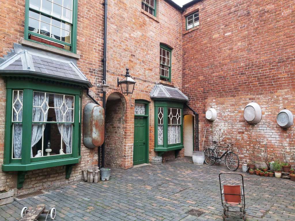The patio between the houses that are part of the Birmingham Back to Backs tour.