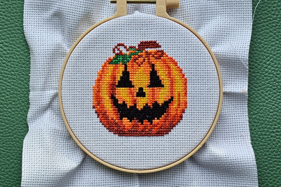 DIY Mini Cross Stitch Kit – Pumpkin – Halloween&nbsp;Crafts