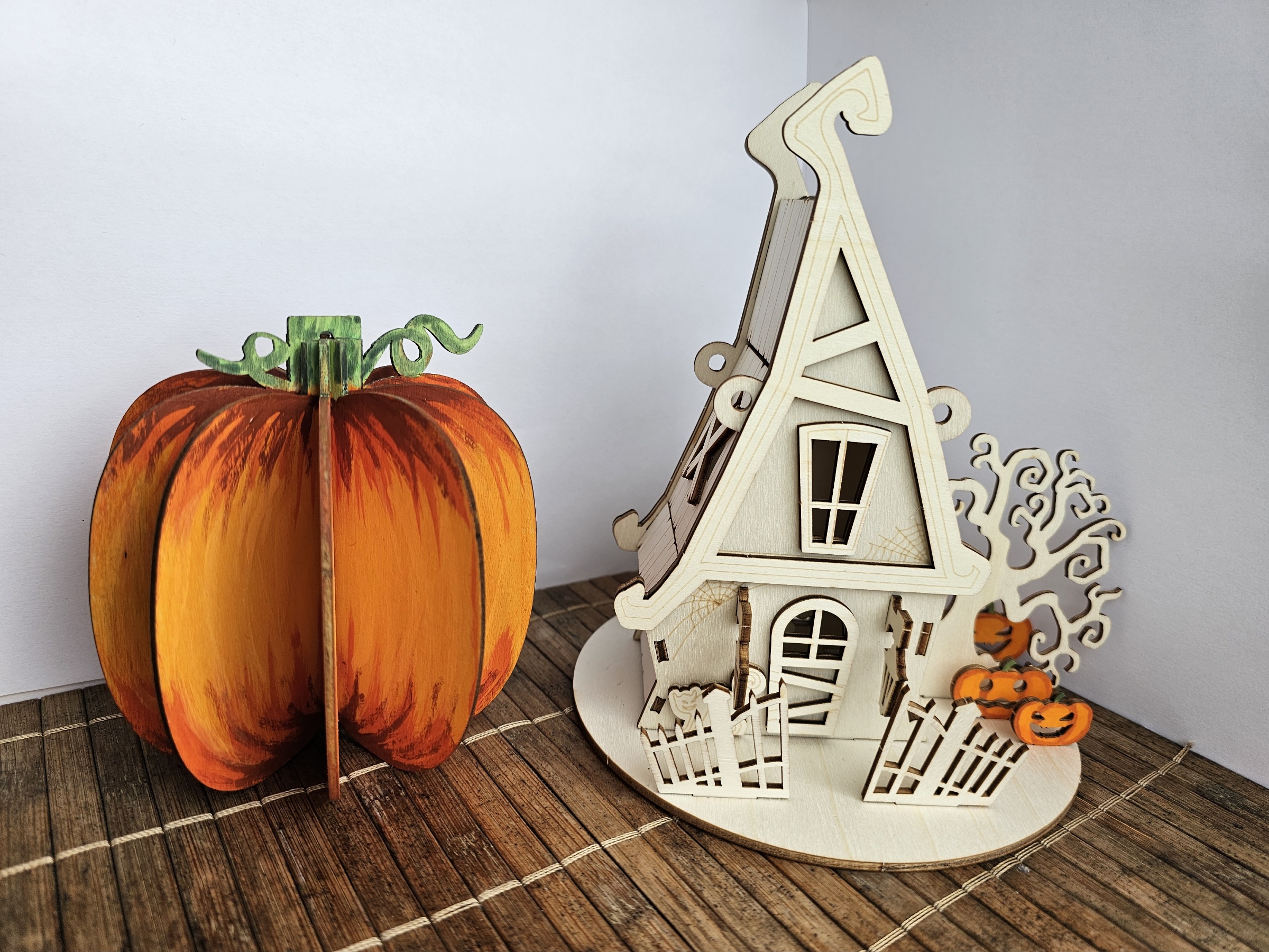 KARE designジョニー デコオブジェ 廃番　ハンドメイド Wooden DIY Halloween Craft Sets – Pumpkin, Haunted House – Alphe's
