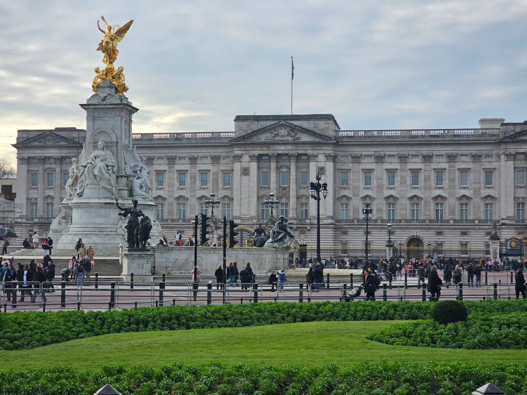 Buckingham Palace, London. Photo taken in daylight.