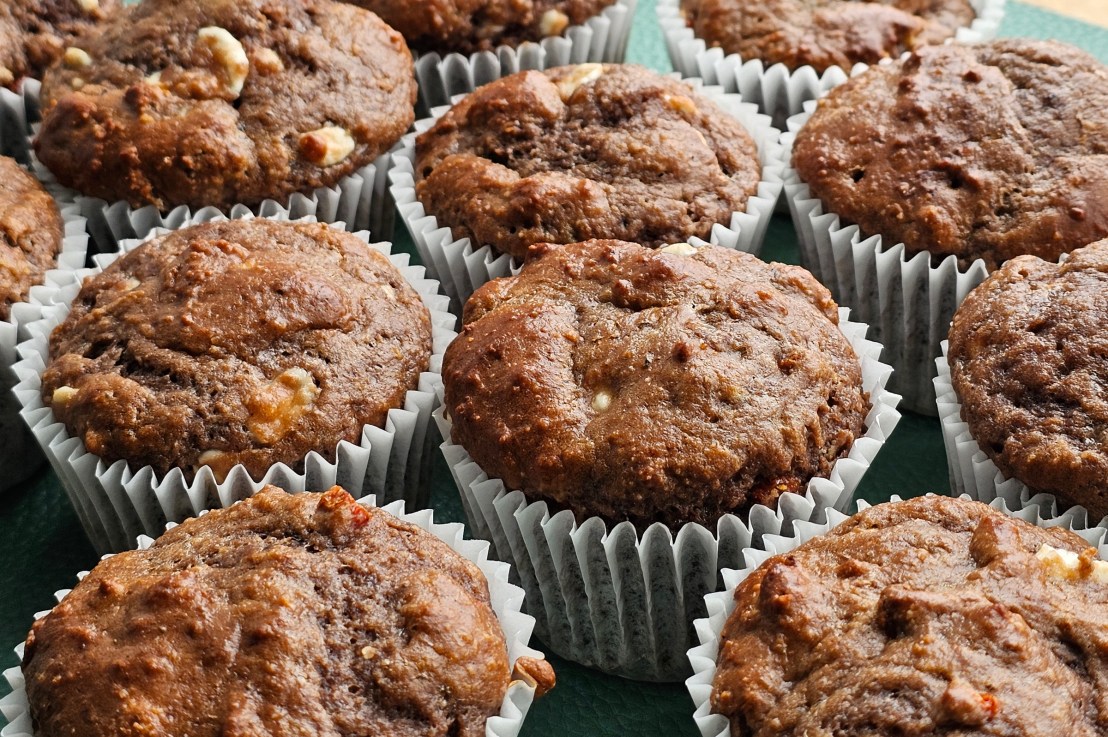 Healthy Protein Muffins – Banana, Cocoa, Goji Berries, Cottage Cheese – No Protein&nbsp;Powder